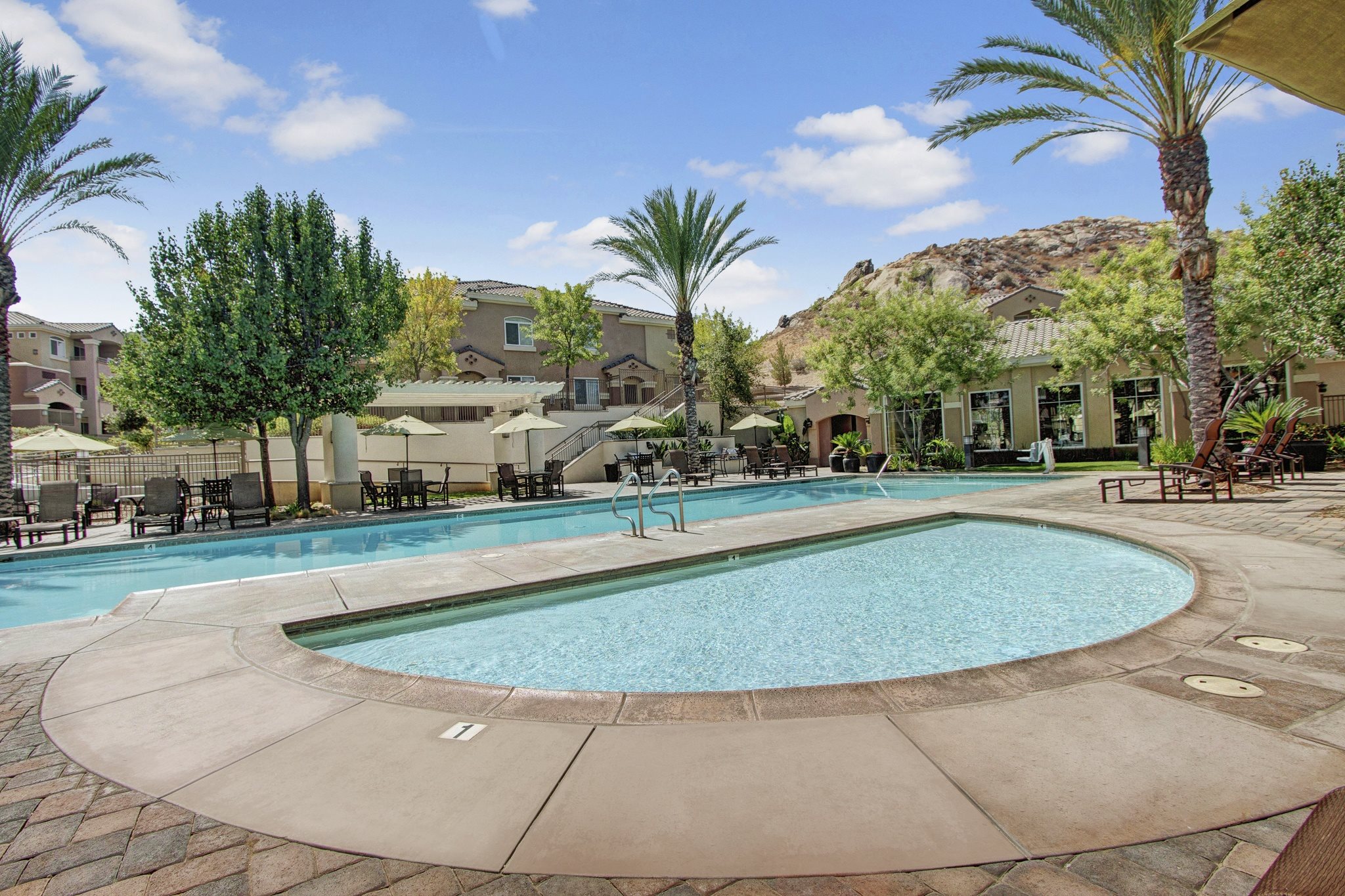 Rancho Belago Pool